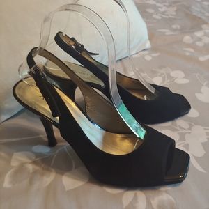 AK Anne Klein black suede stiletto heels EUC